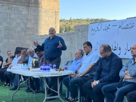 وفد الإسلامية والموحدة بزيارة لخيمة الاعتصام في مجدالكروم
